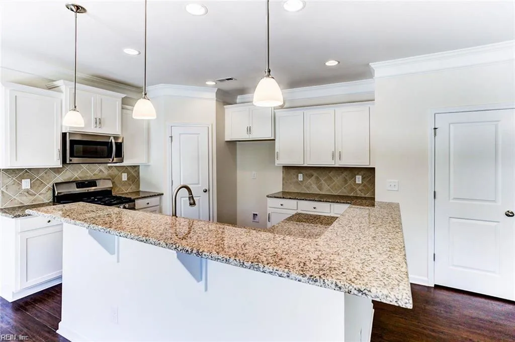 6321 Janice CT, GLOUCESTER VA 23061 - Photo 5
