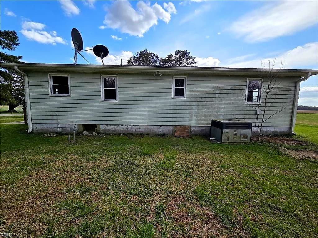 14035 Foursquare RD, SMITHFIELD VA 23430 - Photo 5