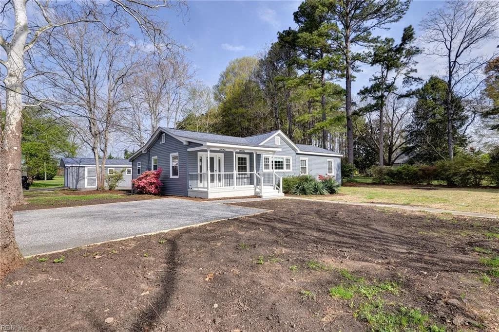 20 Hewitt ST, SALUDA VA 23149 - Photo 3