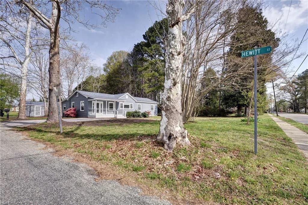 20 Hewitt ST, SALUDA VA 23149 - Photo 4