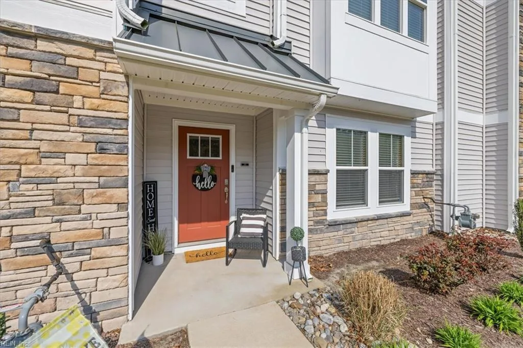 1003 Opal ST #101, SUFFOLK VA 23435