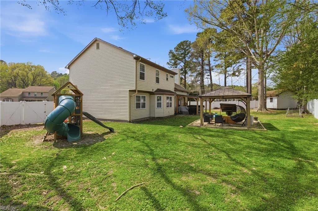 902 Copley CT, CHESAPEAKE VA 23320 - Photo 4