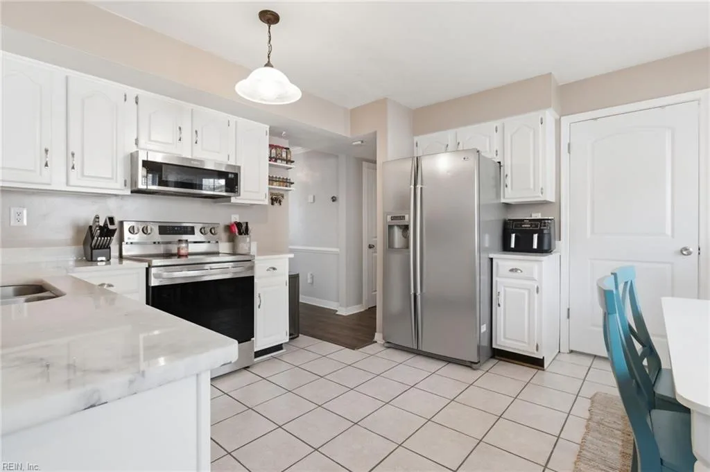 902 Copley CT, CHESAPEAKE VA 23320 - Photo 5
