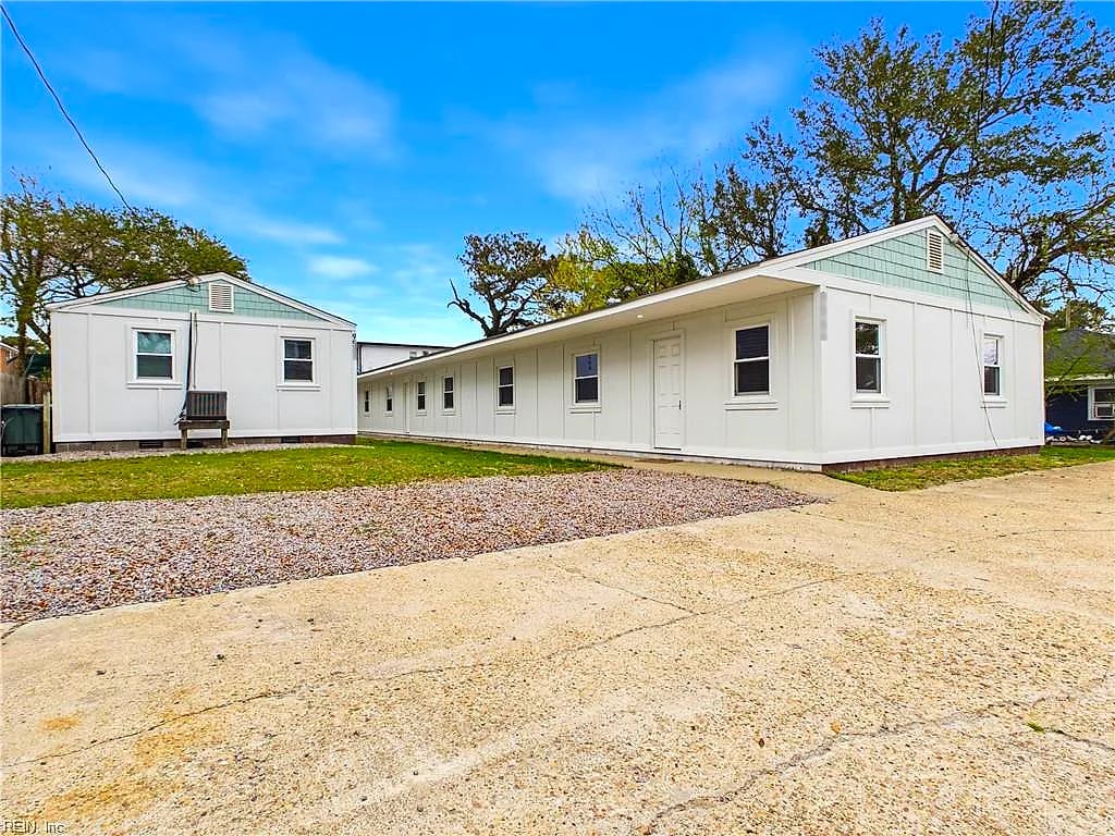 9544 20th Bay & 9546 20th Bay ST, Norfolk — Multi Family Residential, 4,400 sqft