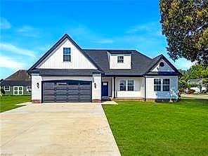 101 Lands End DR, ELIZABETHCITY NC 27909 - Main photo