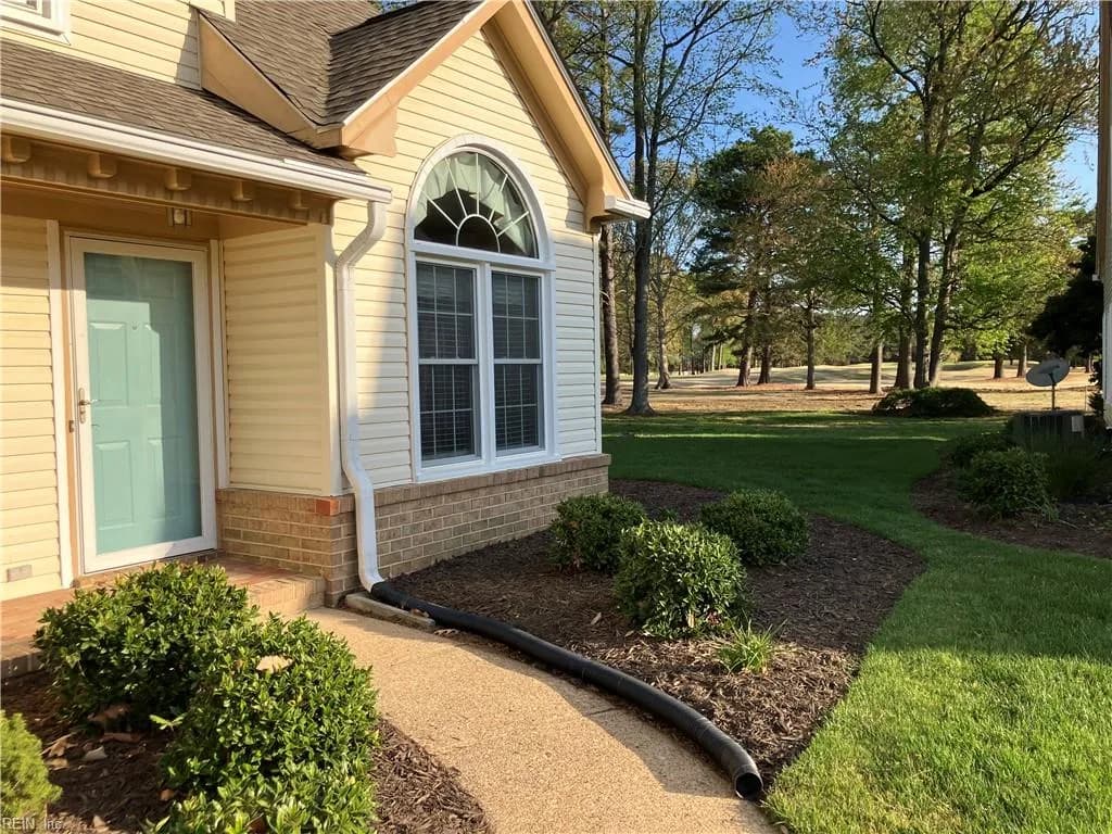 1309 Fairways LKT #B, CHESAPEAKE VA 23320 - Photo 4