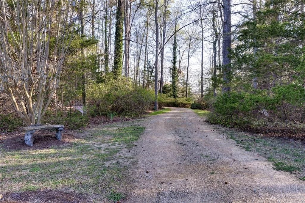 15465 Holly DR, SMITHFIELD VA 23430