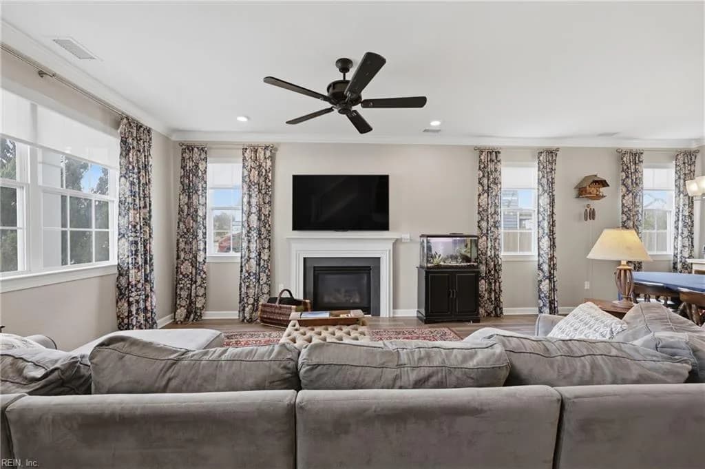 661 Middleton WAY, CHESAPEAKE VA 23322 - Photo 5