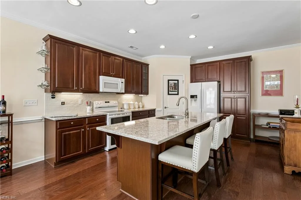 4018 Prospect ST, WILLIAMSBURG VA 23185 - Photo 5