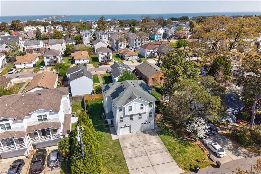 4632 Lake DR, Virginia Beach — 3 bed Residential, 2,024 sqft