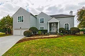 413 Ridgeley RD, NORFOLK VA 23505 - Main photo