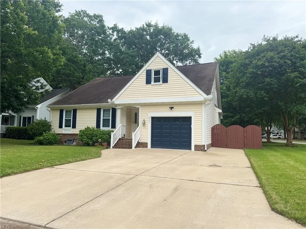 821 Needlerush CT, CHESAPEAKE VA 23320 - Photo 2