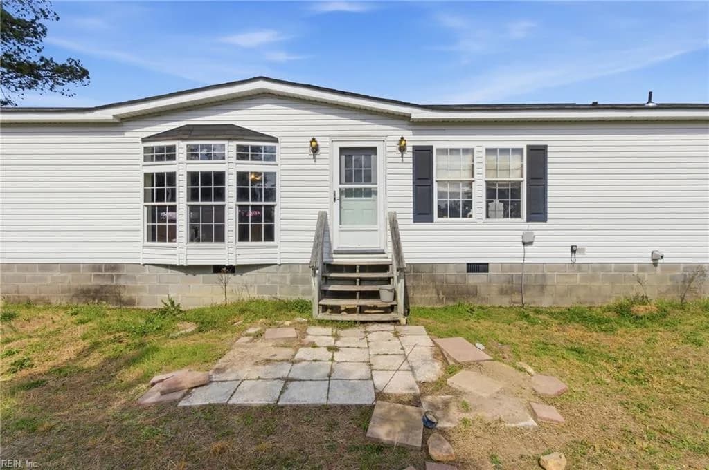 33241 Boothe RD, IVOR VA 23866 - Photo 4