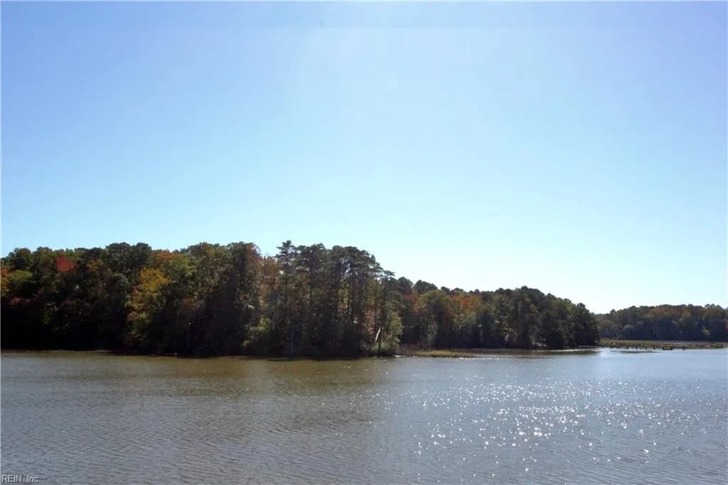 117 Northpoint DR, WILLIAMSBURG VA 23185 - Photo 4