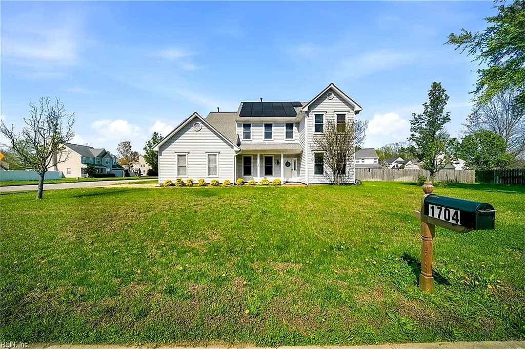 1704 Lancing Crest CIR, CHESAPEAKE VA 23323 - Photo 3
