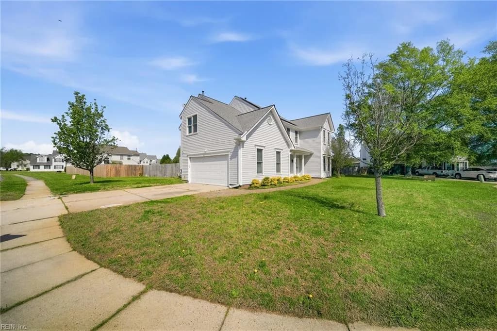 1704 Lancing Crest CIR, CHESAPEAKE VA 23323 - Photo 4
