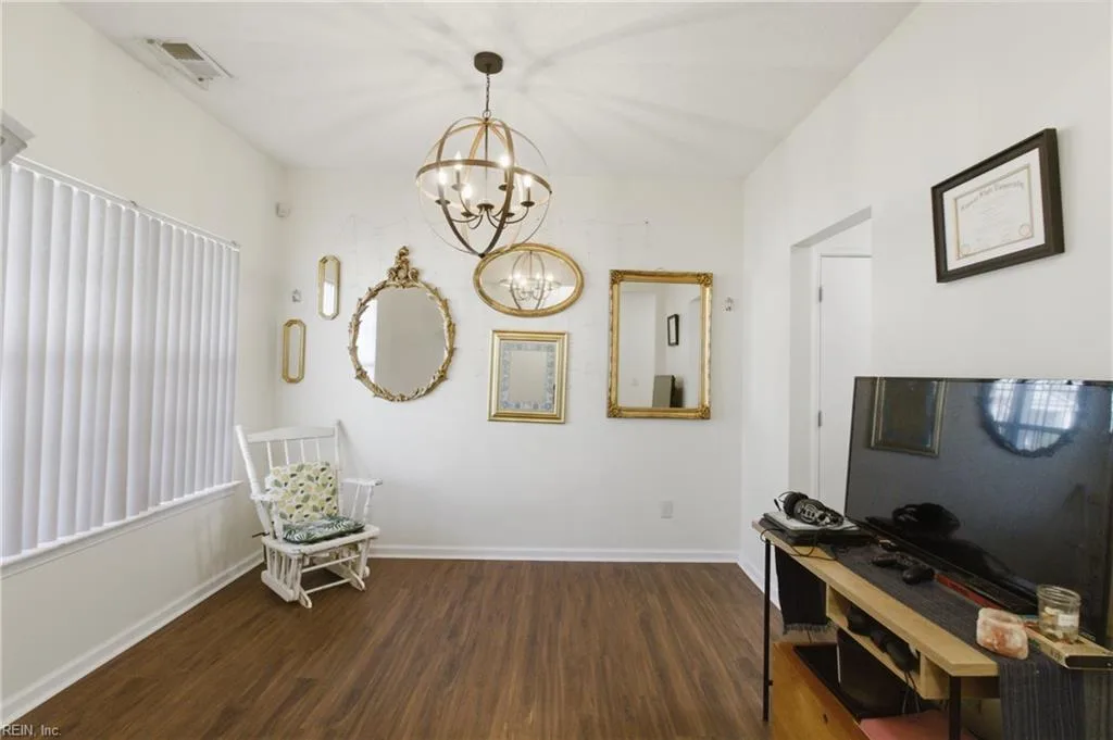 16 Aster WAY #8, HAMPTON VA 23663 - Photo 4