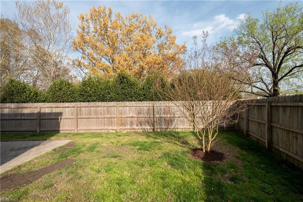 948 Penhook CT, VIRGINIABEACH VA 23464 - Photo 3