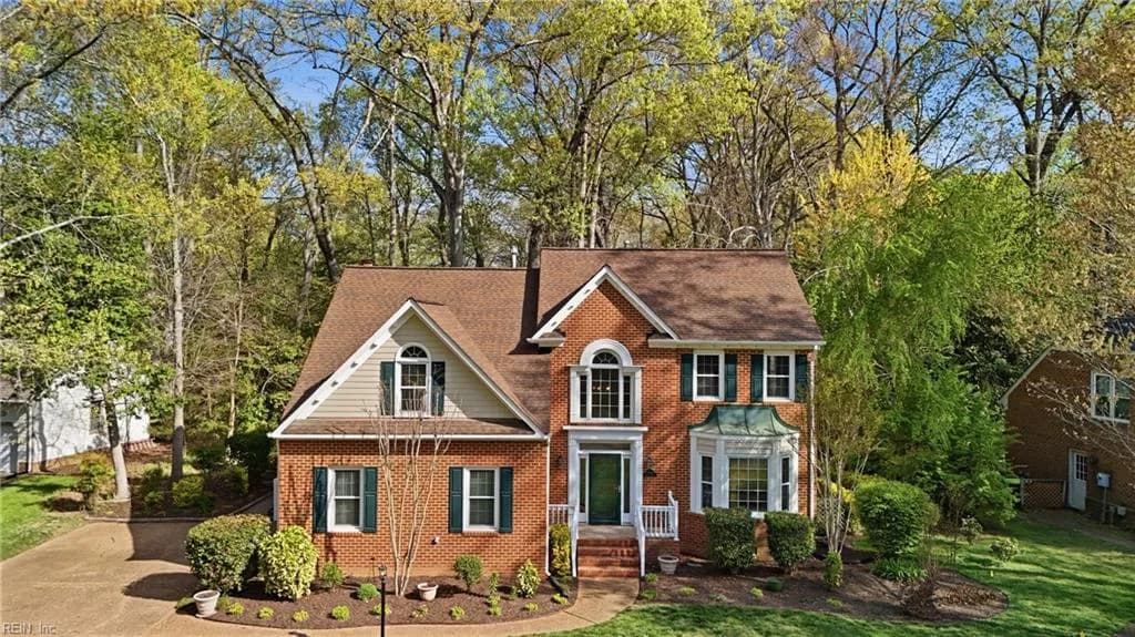 104 Regatta LN, SMITHFIELD VA 23430 - Photo 2