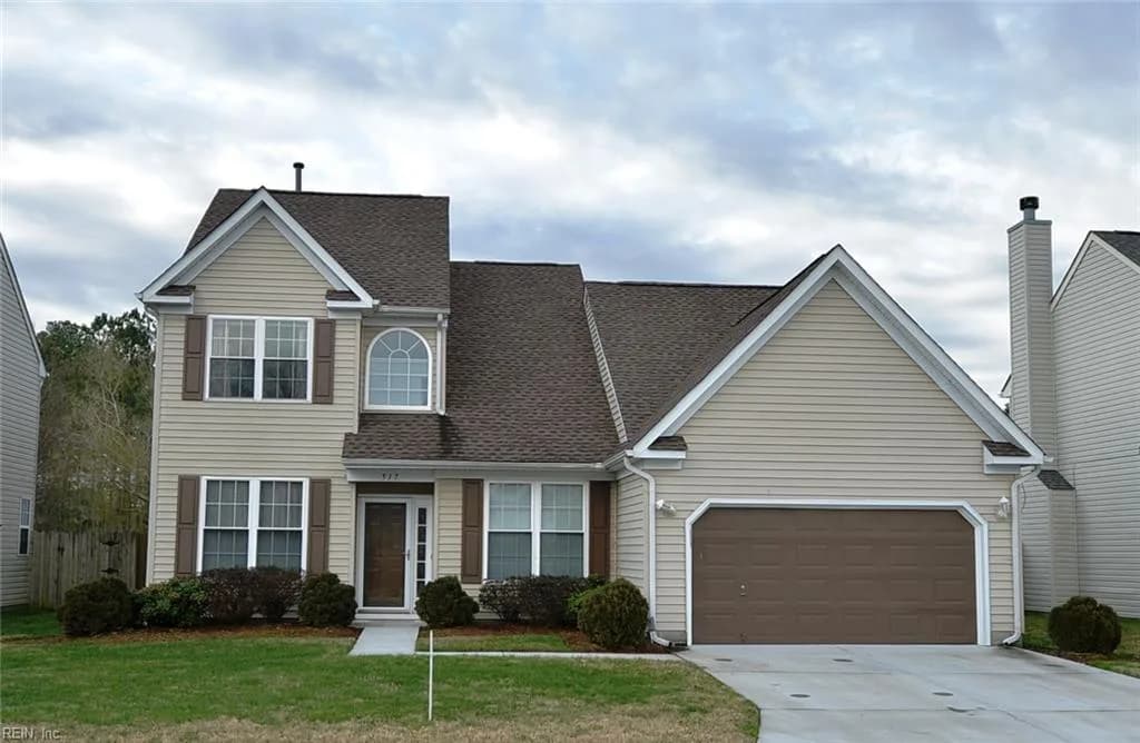 517 Whisper WALK, CHESAPEAKE VA 23322 - Main photo