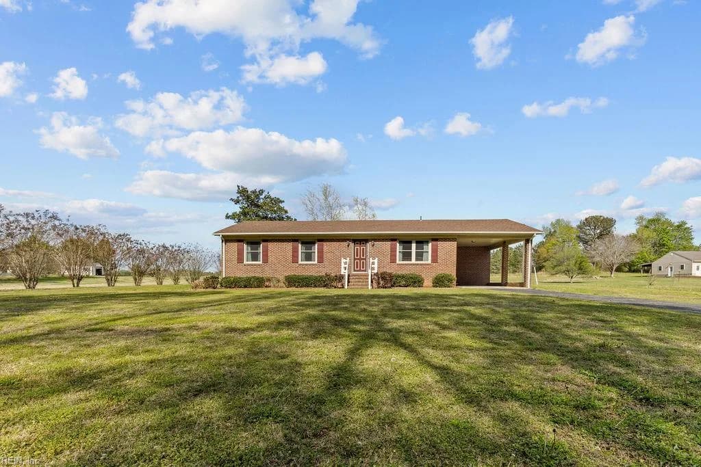 30446 Cypress Bridge RD, NEWSOMS VA 23874 - Photo 2