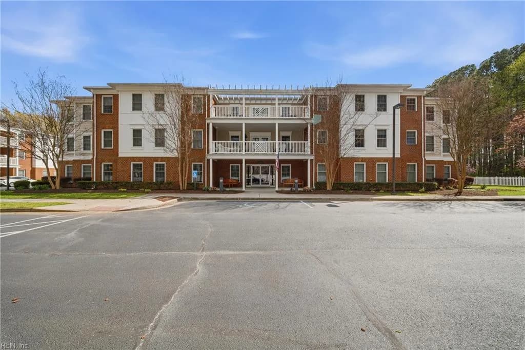 500 Judah WAY #123, CHESAPEAKE VA 23320 - Main photo