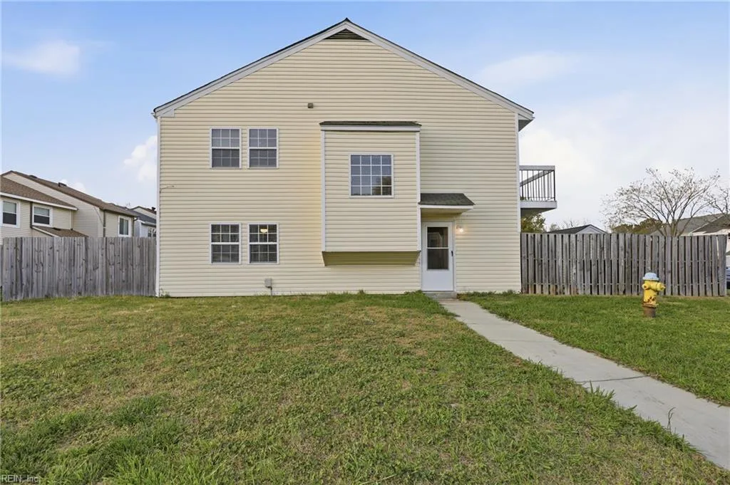 3670 Ship Chandlers WHRF, Virginia Beach — 3 bed Residential, 1,596 sqft