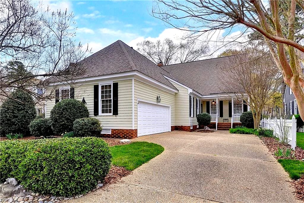 166 Highland NONE, Williamsburg — 3 bed Residential, 2,522 sqft
