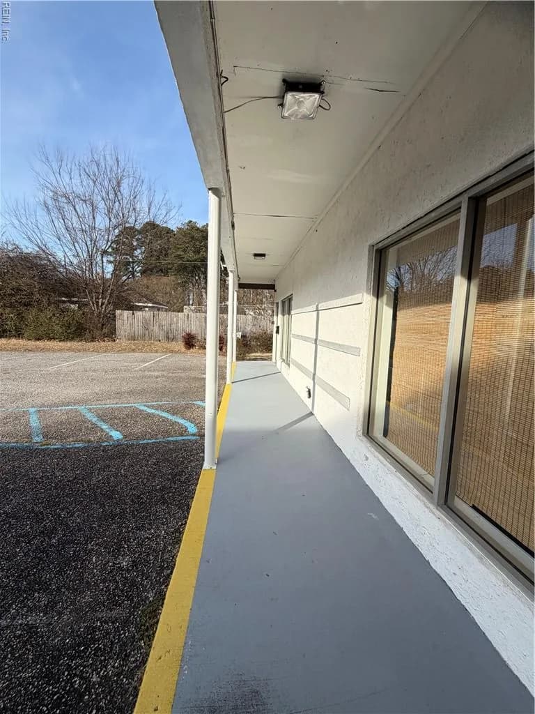 1126 George Washington Memorial HWY, YORKTOWN VA 23693 - Photo 5