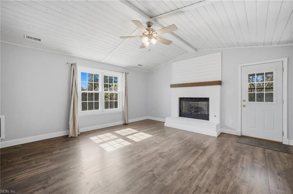 825 Levy LOOP, VIRGINIABEACH VA 23454 - Photo 5