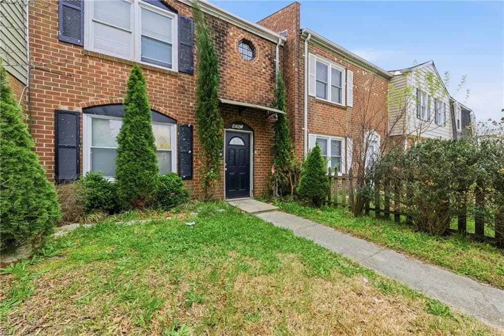 4061 Holly Cove DR, CHESAPEAKE VA 23321 - Photo 3