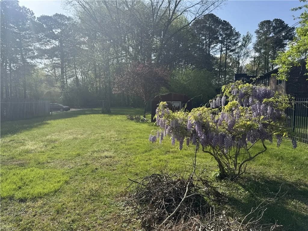 509 Cedar RD, CHESAPEAKE VA 23322 - Photo 4