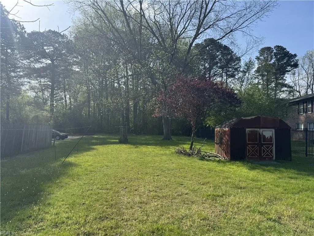 509 Cedar RD, CHESAPEAKE VA 23322 - Photo 5