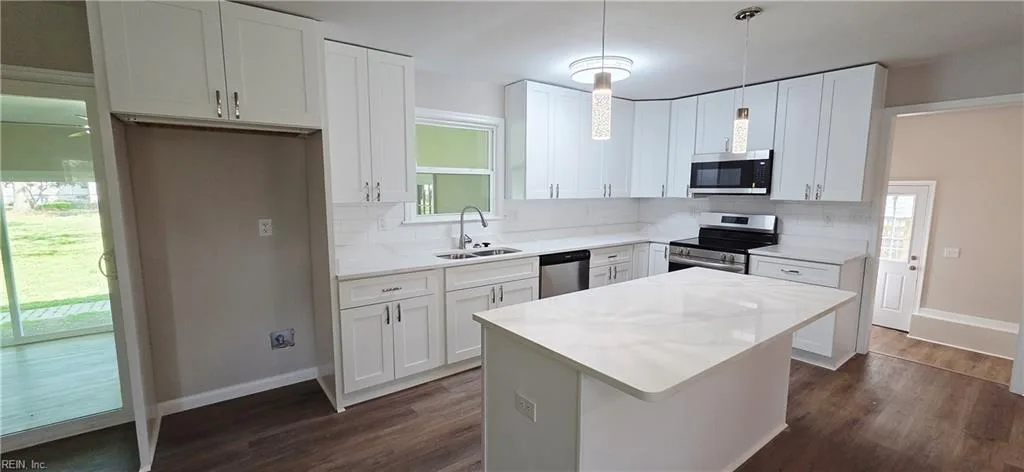 704 Burgesses LN, VIRGINIABEACH VA 23452 - Photo 4