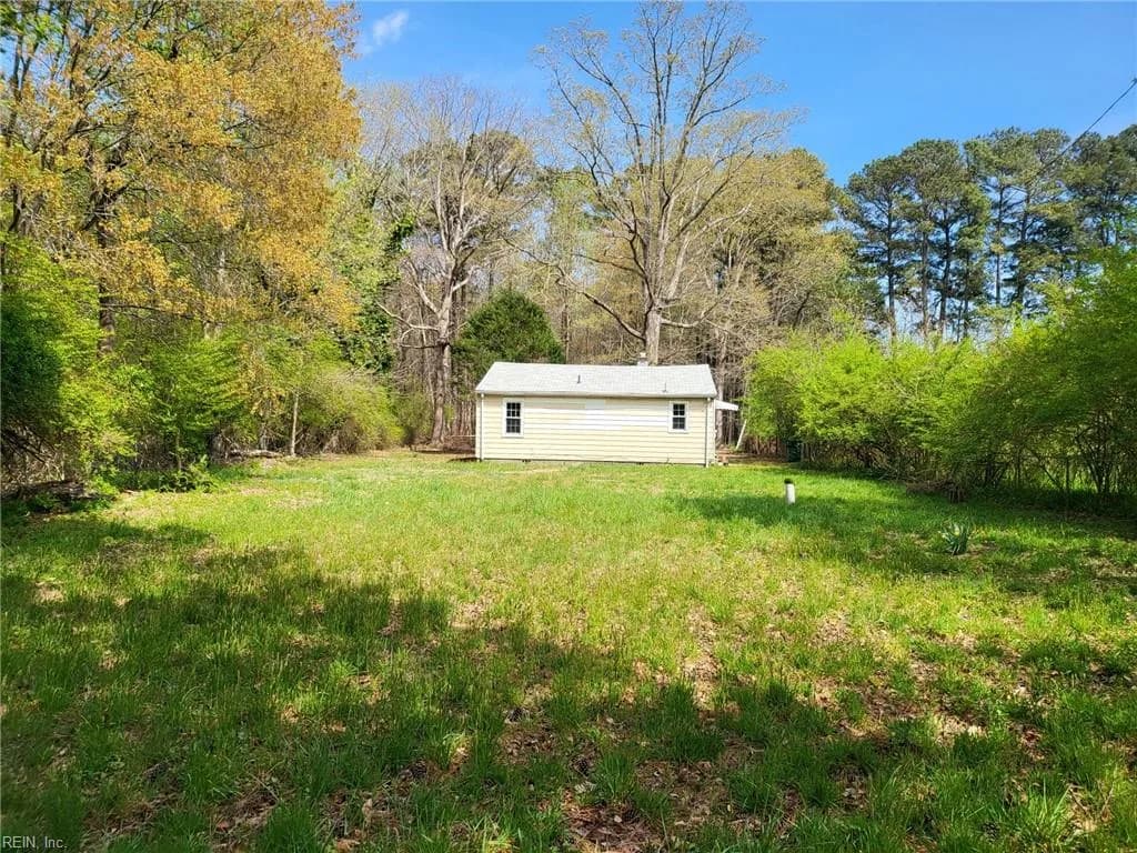 14870 Warwick BLVD, NEWPORTNEWS VA 23608 - Photo 4