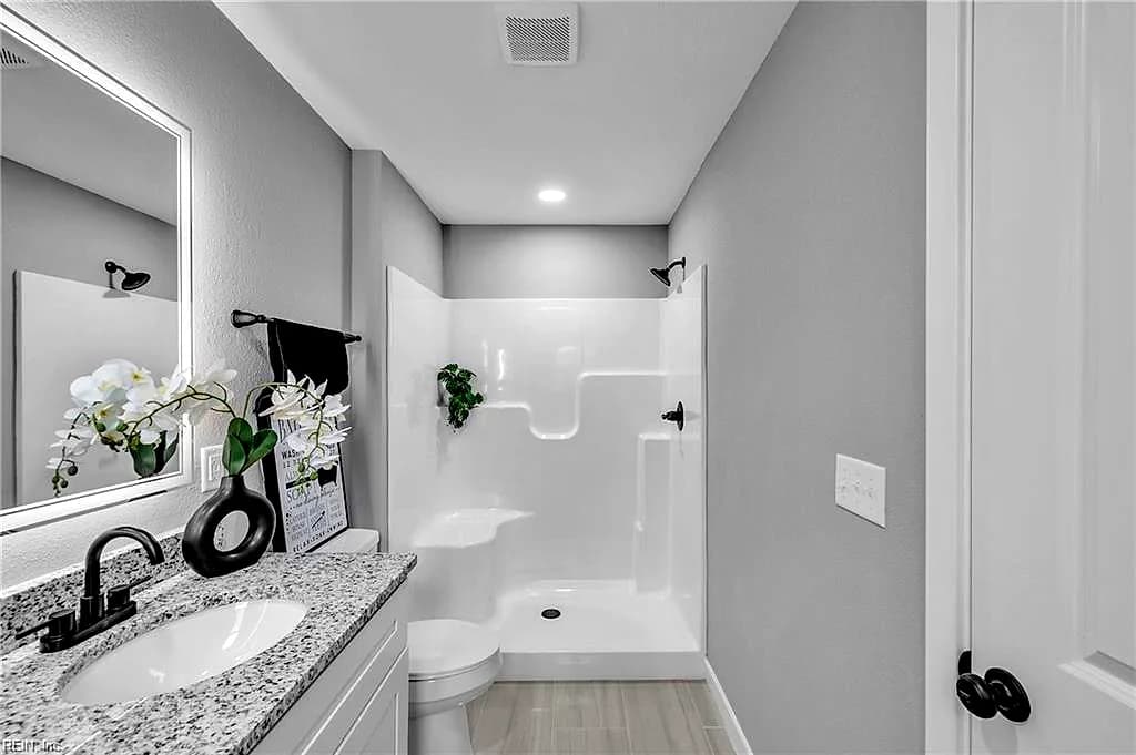 123 N 4th ST, SUFFOLK VA 23434 - Photo 5