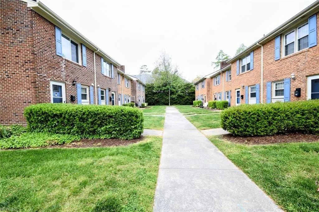 437 Barberton DR, VIRGINIABEACH VA 23451