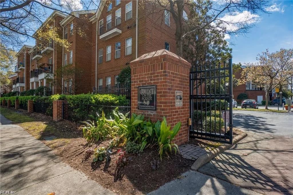 201 Westover AVE #203, NORFOLK VA 23507 - Photo 2
