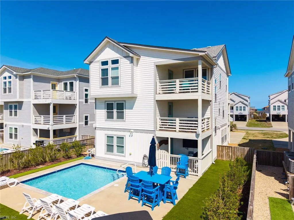 4616 Lindbergh AVE, KITTYHAWK NC 27949