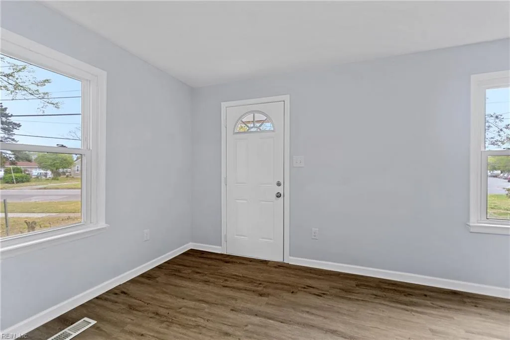 57 Grand ST, PORTSMOUTH VA 23701 - Photo 4