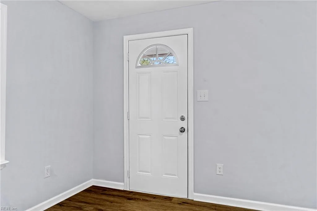57 Grand ST, PORTSMOUTH VA 23701 - Photo 5