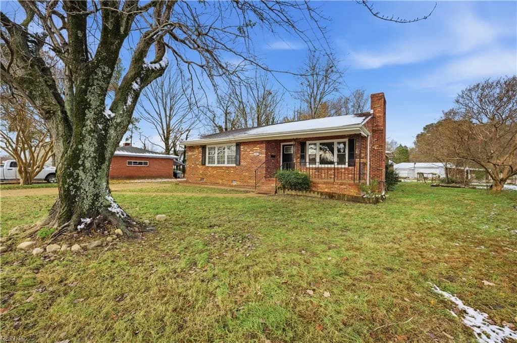 34 Joynes RD, HAMPTON VA 23666 - Photo 3