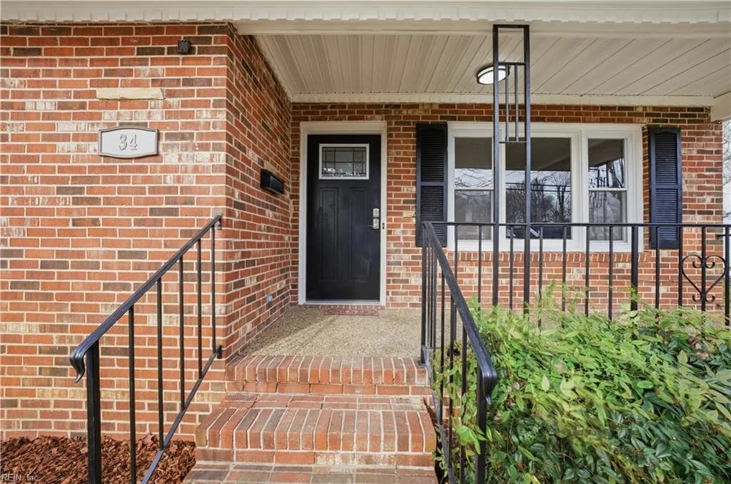 34 Joynes RD, HAMPTON VA 23666 - Photo 4