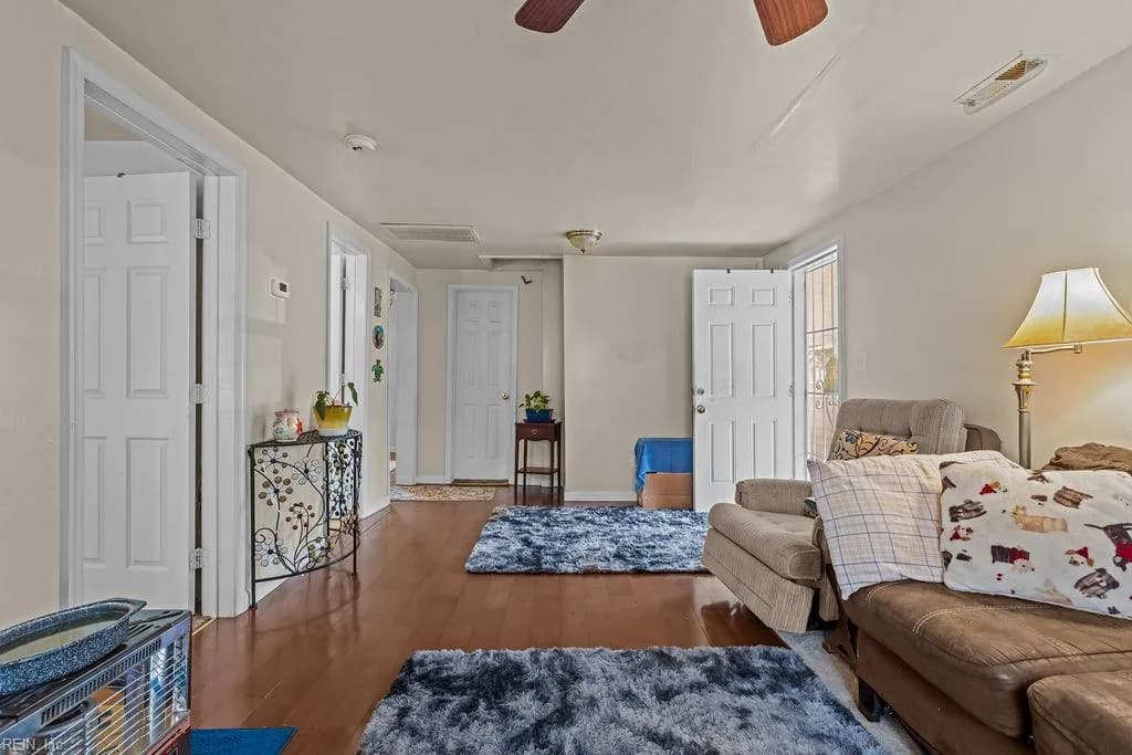 118 Sumner ST, SUFFOLK VA 23438 - Photo 5