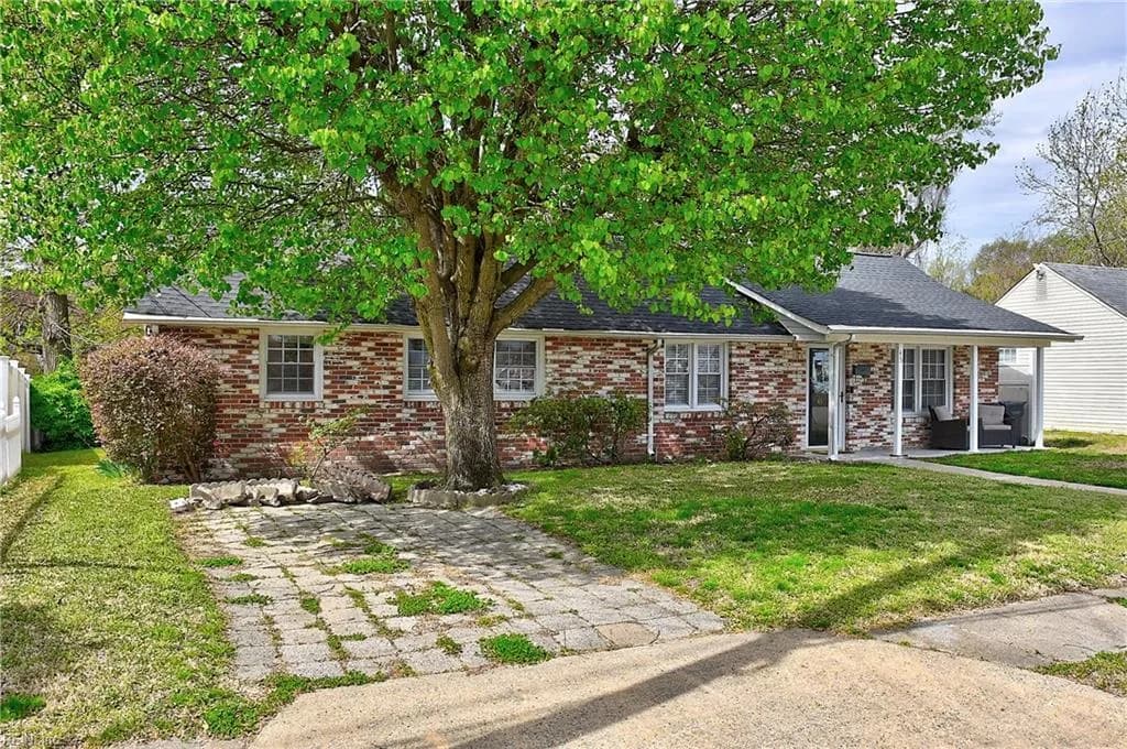 45 Jordan DR, HAMPTON VA 23666 - Photo 3