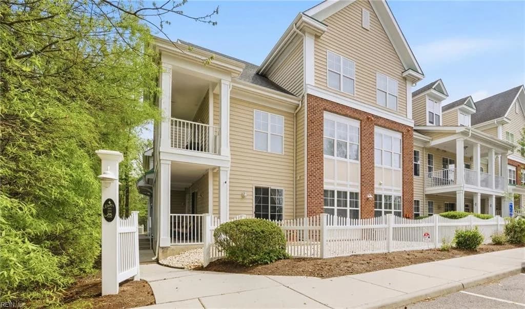 7231 Newport AVE #101, NORFOLK VA 23505 - Photo 3