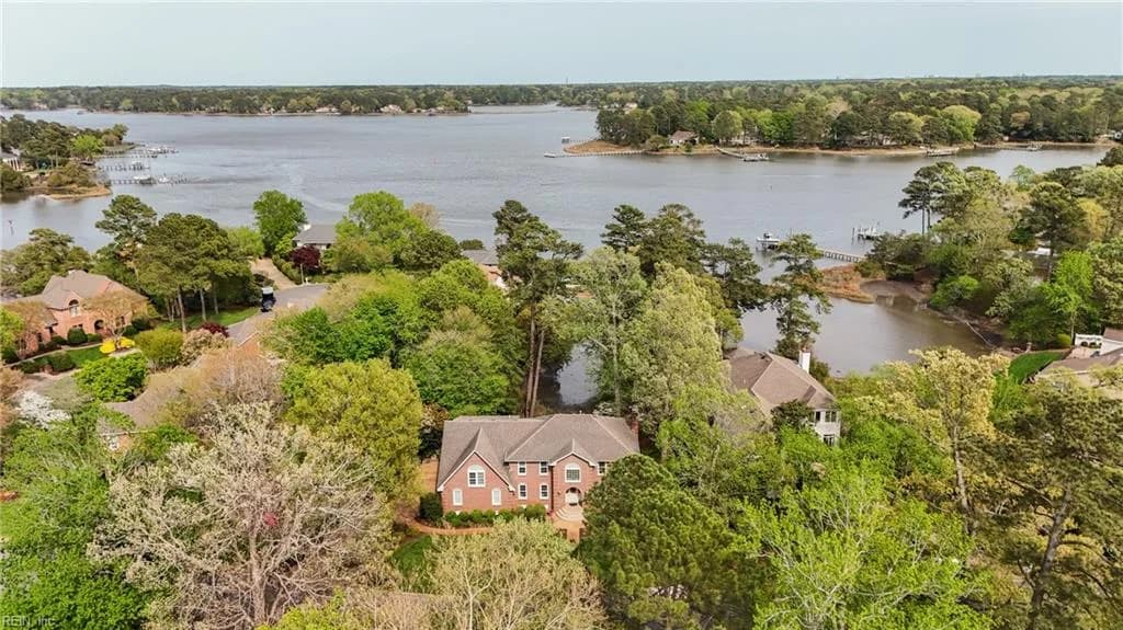 928 Enfield CHSE, VIRGINIABEACH VA 23452 - Photo 2