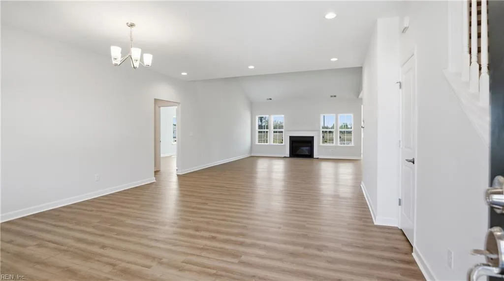 6026 Sam Callis CIR, SUFFOLK VA 23435 - Photo 4
