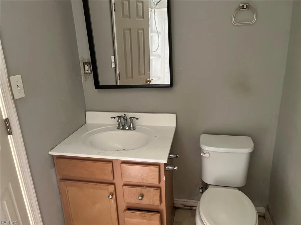 3413 Roanoke AVE, NEWPORTNEWS VA 23607 - Photo 4