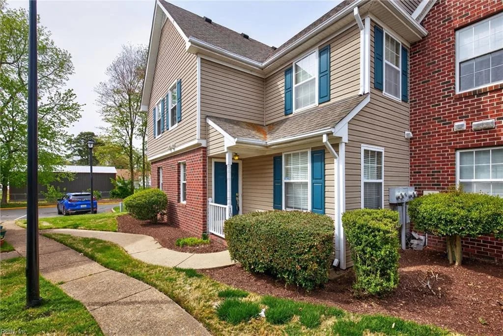 1016 Primrose LN, Chesapeake — 2 bed Residential, 1,180 sqft